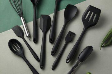 display of black silicone kitchen utensils set